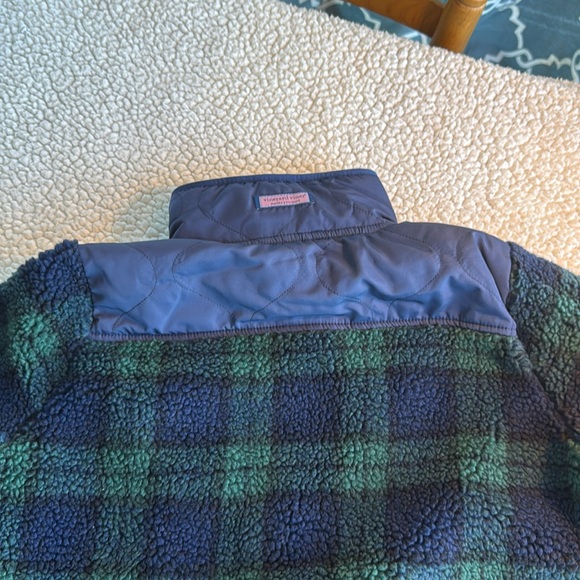 Vineyard Vines  tartan plaid, half zip,  fleece pullover . Great condition Small - Picture 6 of 6